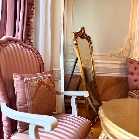 Lejlighedshotel Castello Bella Balat Apart